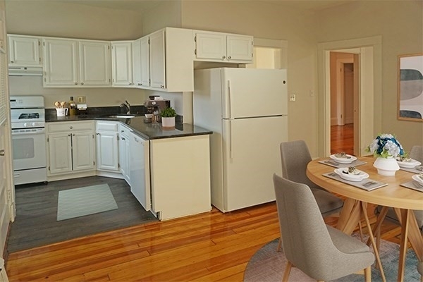 339 Beacon St - Photo 1