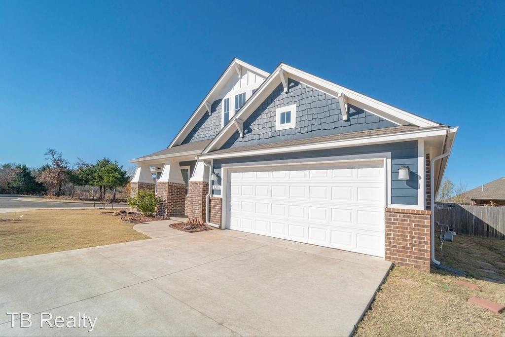 13201 Sawtooth Oak Rd - Photo 2