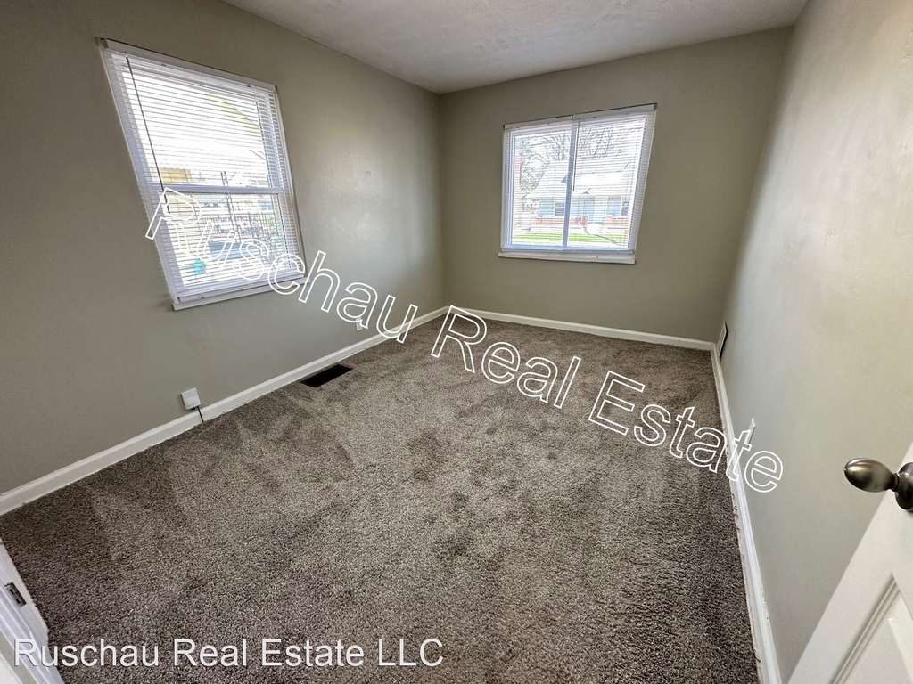 1336 Patterson Rd - Photo 3