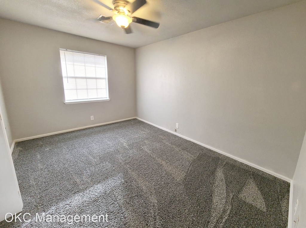 2209 N Lincoln Ave - Photo 13