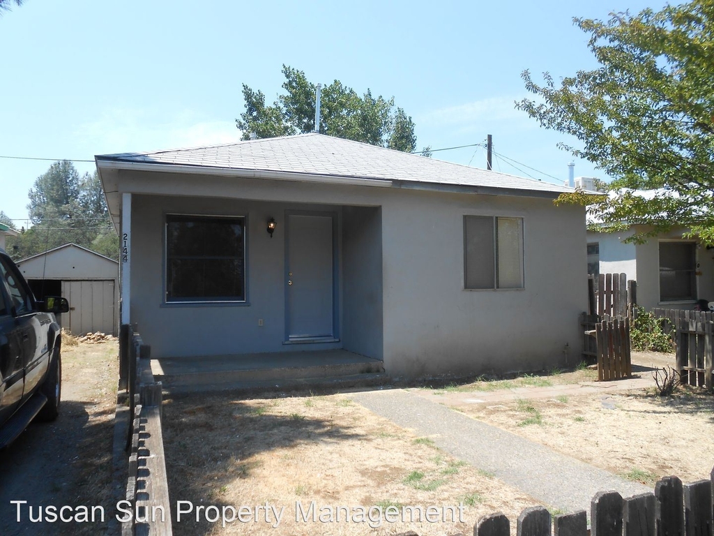 2144 Gold Street - Photo 0