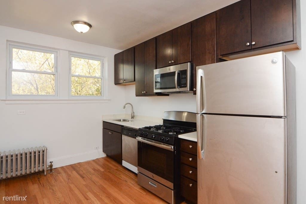 2946 N. Albany, Unit W-6 - Photo 1