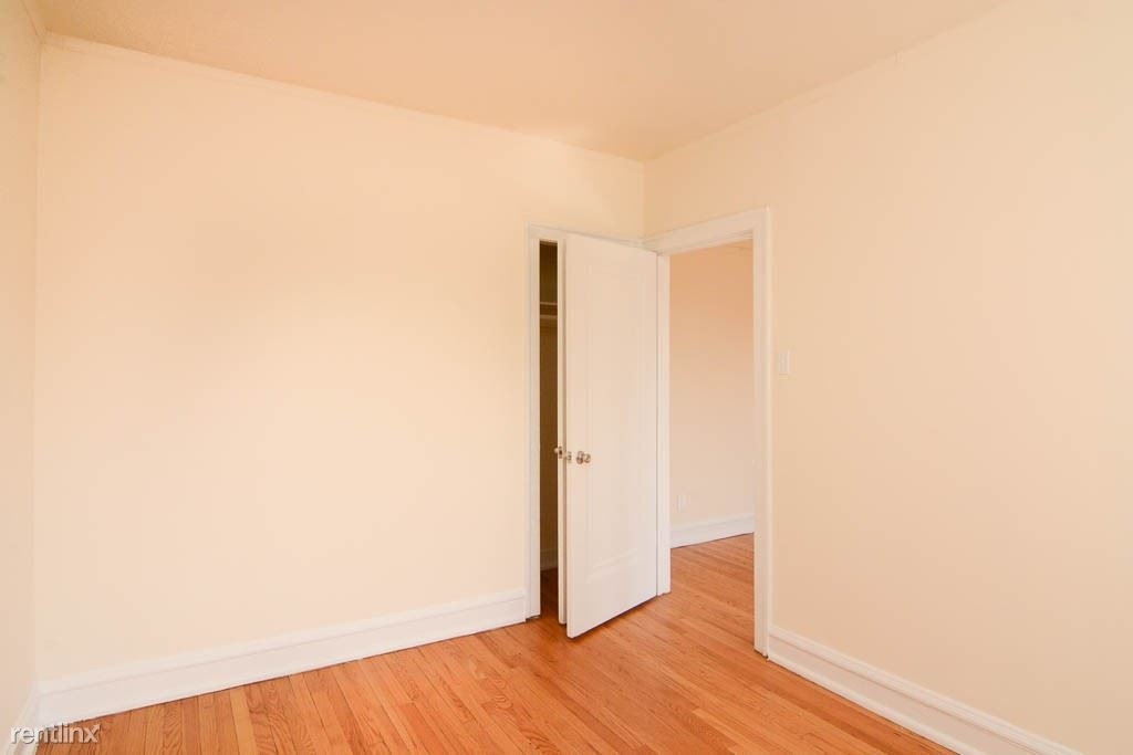 2946 N. Albany, Unit W-6 - Photo 13