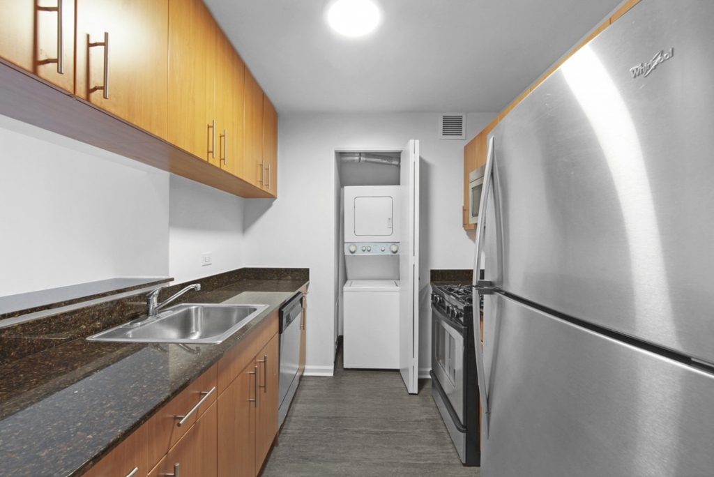 408 East 92nd Street - Photo 3