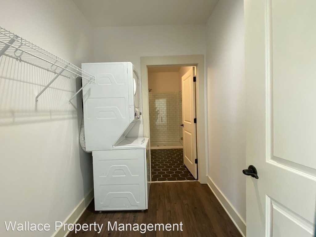 1110 Franck Street - Photo 6