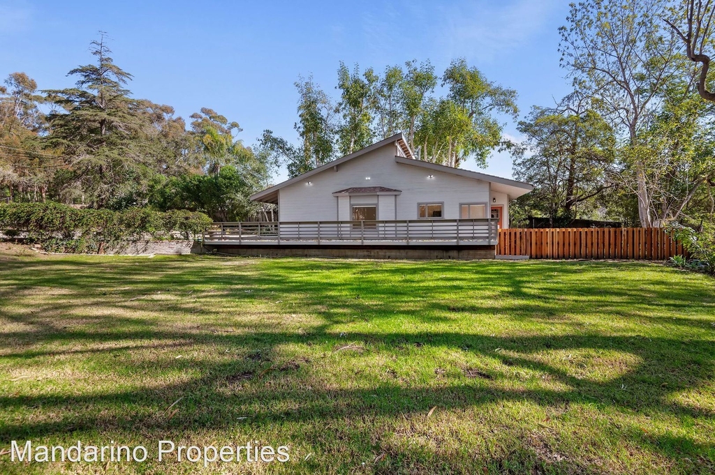 1955 San Leandro Lane - Photo 29