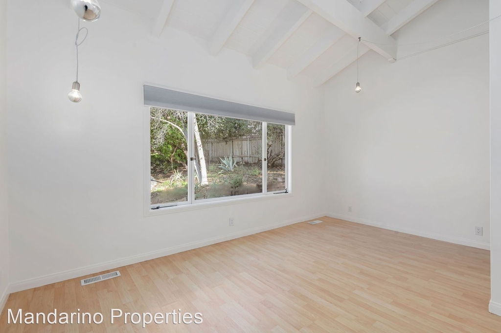 1955 San Leandro Lane - Photo 12