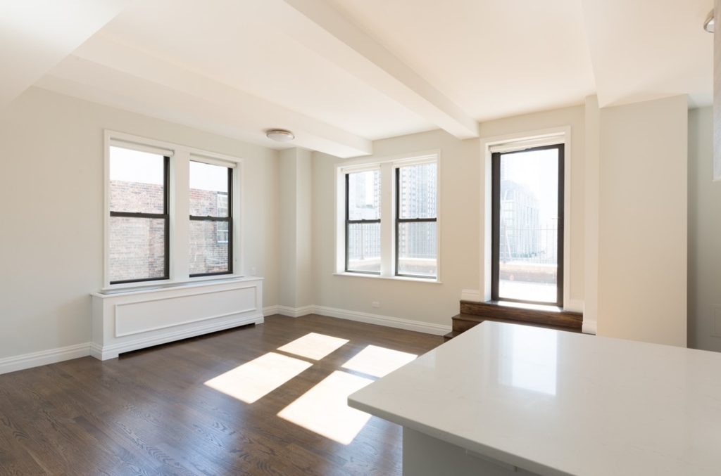 210 West 70th Street, New York, NY 10023 - Photo 2