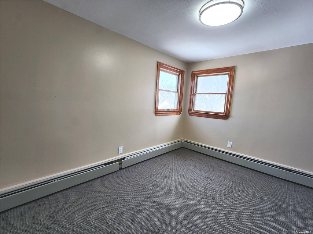 217 E Mineola Avenue - Photo 4