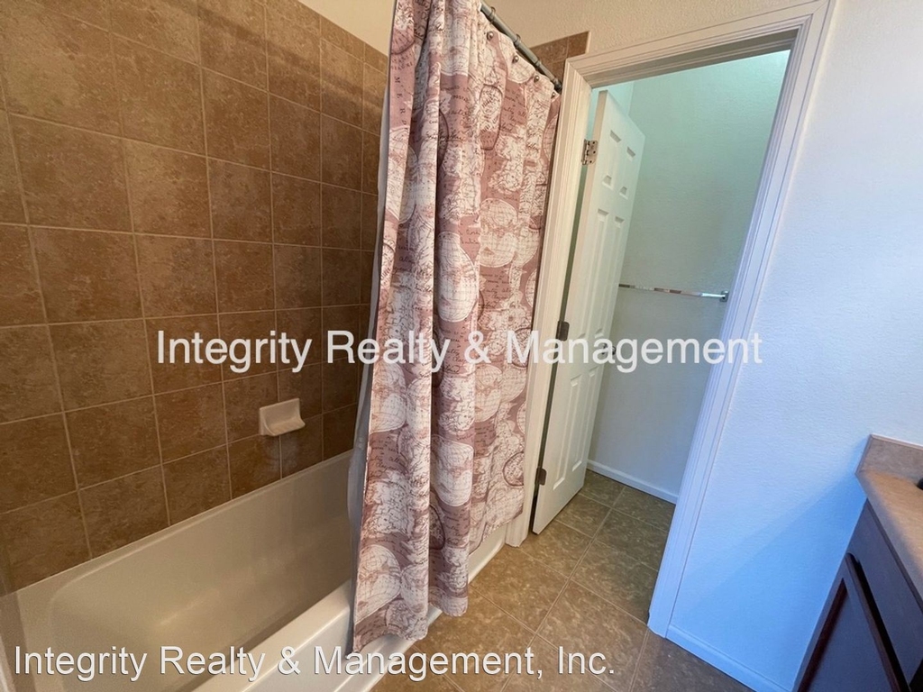 1399 Turnberry Pl - Photo 21