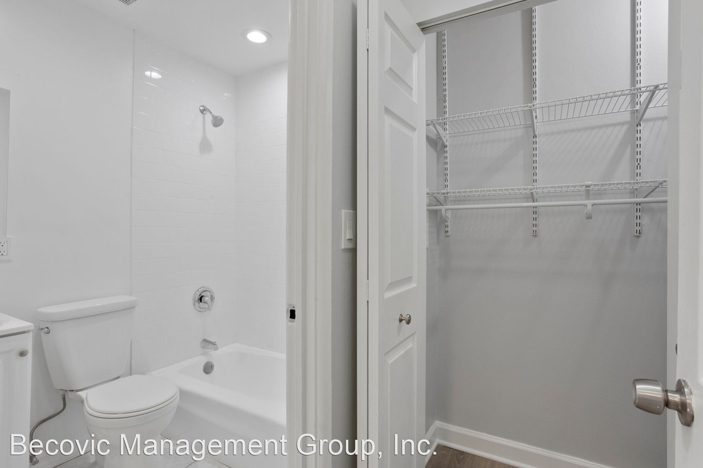 6758 N. Sheridan Rd. - Photo 7