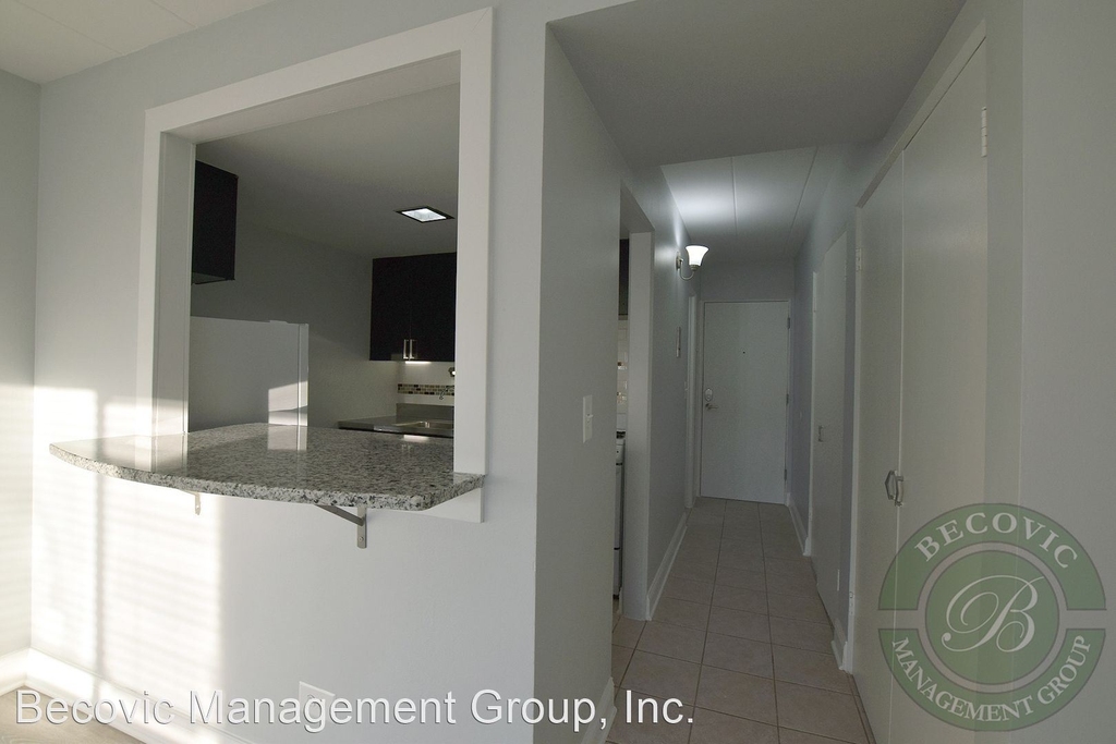 6012 N. Kenmore - Photo 2