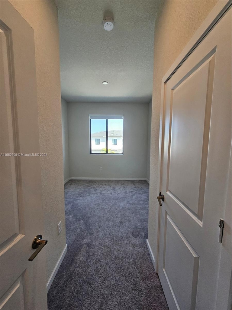 10824 Sw 232nd Ter - Photo 31