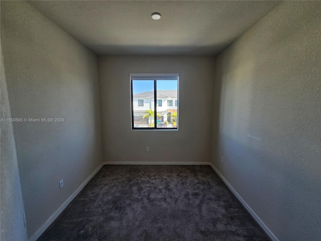 10824 Sw 232nd Ter - Photo 34