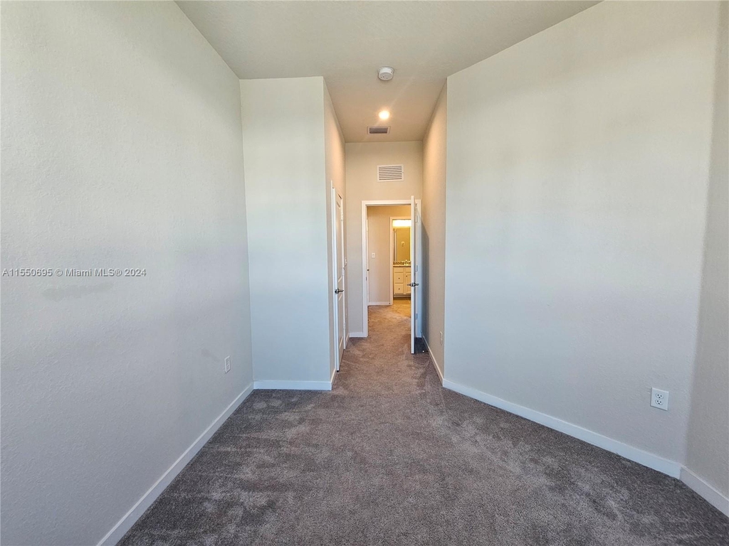10824 Sw 232nd Ter - Photo 36