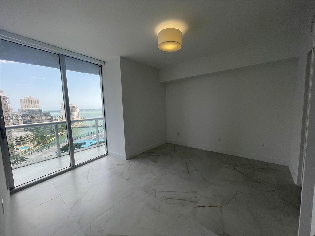 465 Brickell Ave - Photo 16