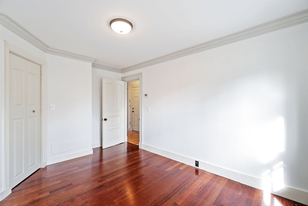 370 Marlborough Street - Photo 19