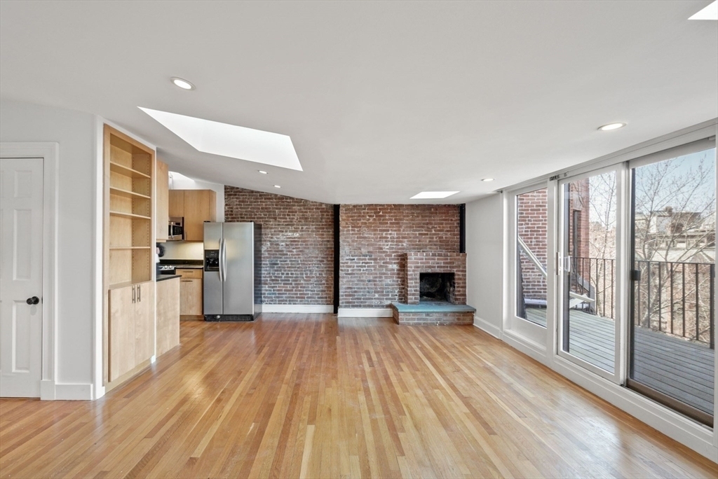 370 Marlborough Street - Photo 6