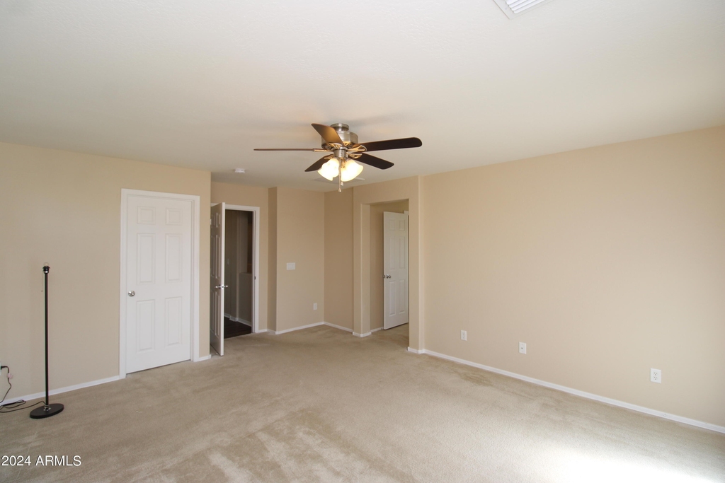 2216 E Brigadier Drive - Photo 26