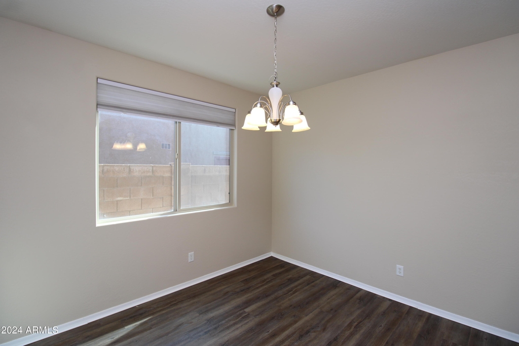 2216 E Brigadier Drive - Photo 31