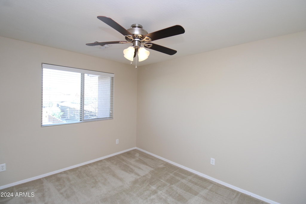 2216 E Brigadier Drive - Photo 22