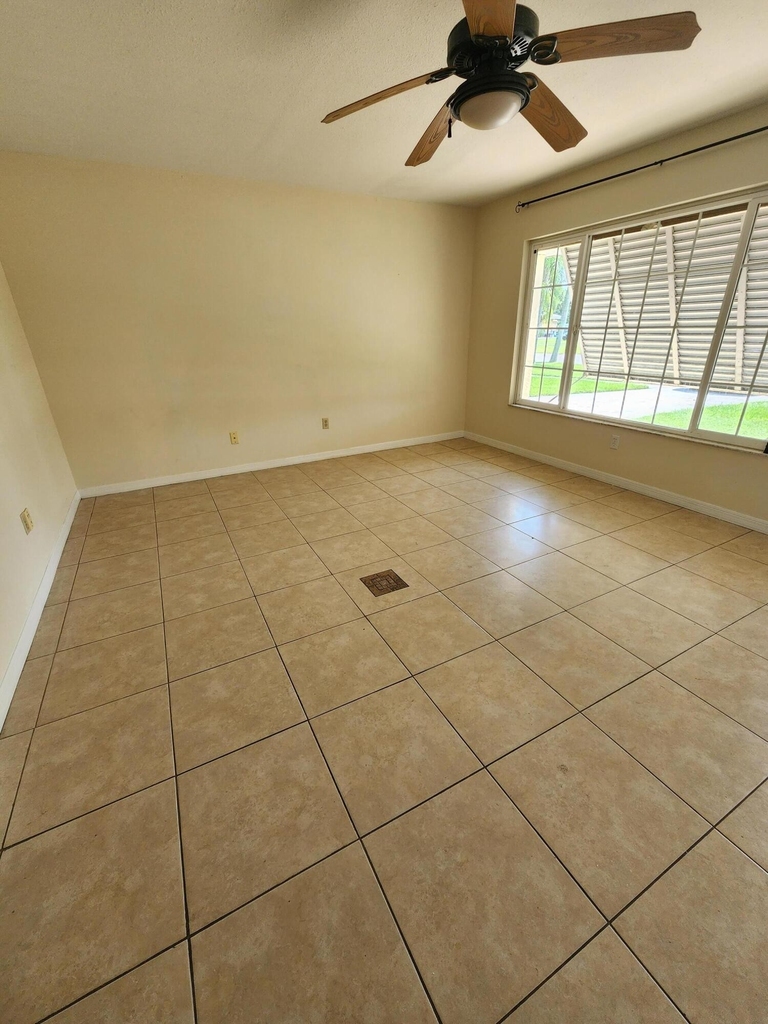 1340 Mariposa Drive Ne - Photo 66