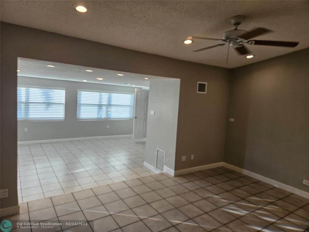 2586 Nw 58th Ave - Photo 12