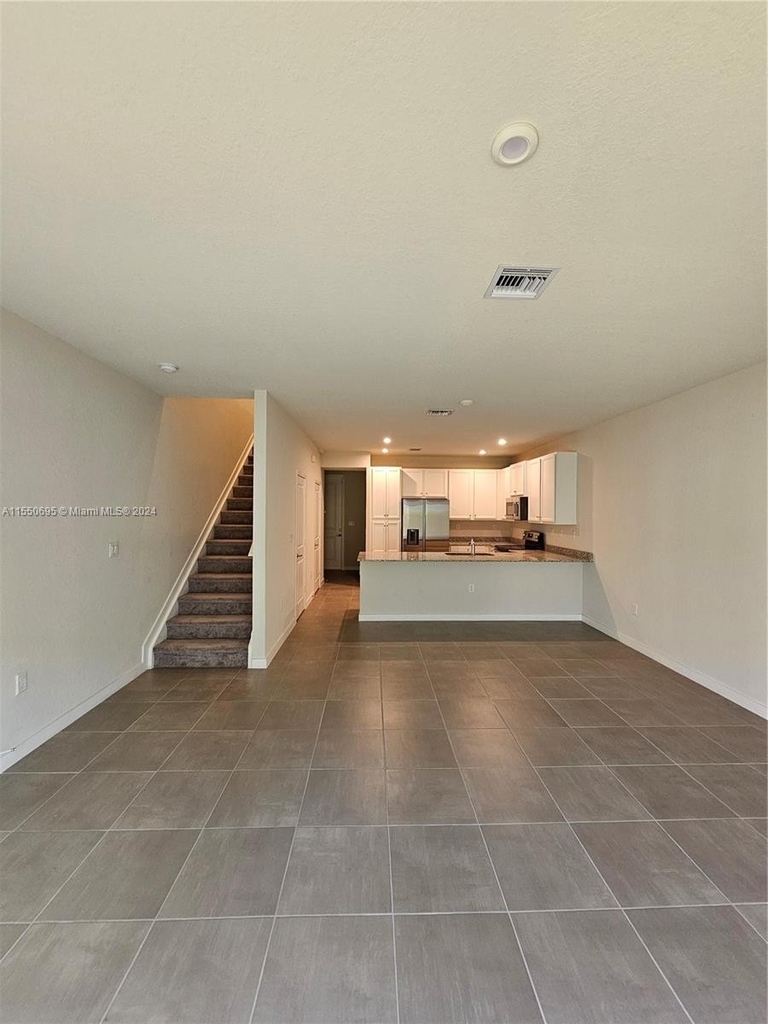 10824 Sw 232nd Ter - Photo 14