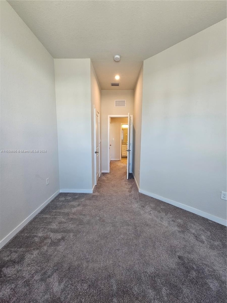 10824 Sw 232nd Ter - Photo 35