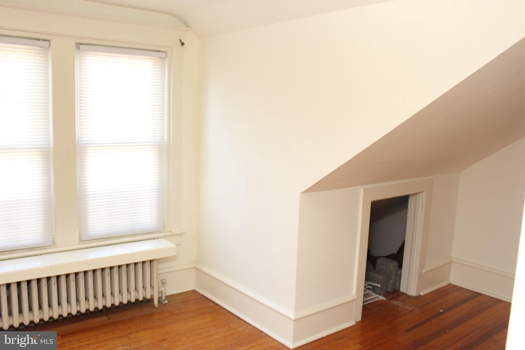 403 South Avenue - Photo 11