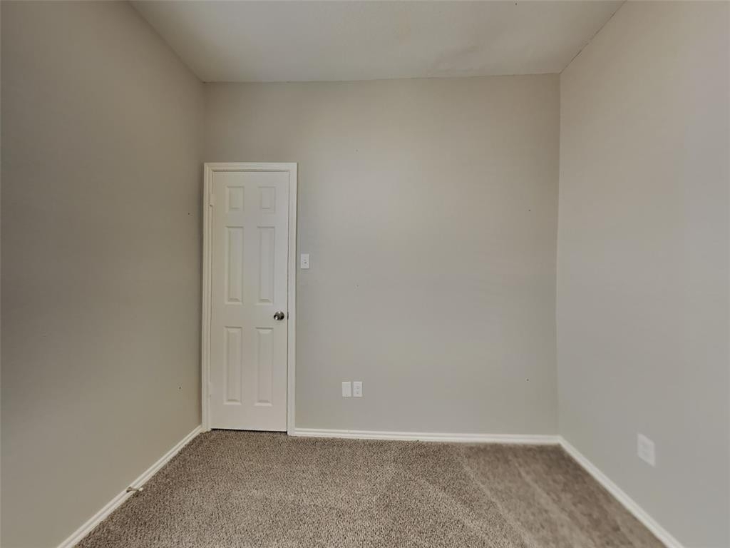 2305 Woodhollow Avenue - Photo 11