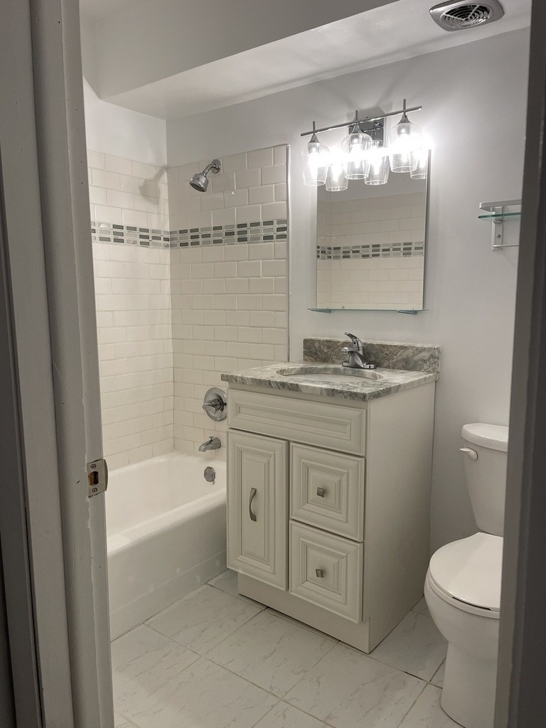 109 S Elmwood Avenue - Photo 12