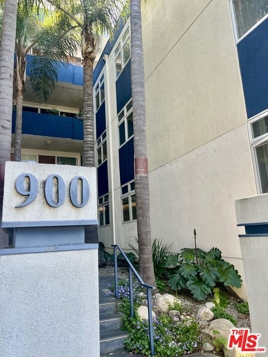 900 Euclid St - Photo 19