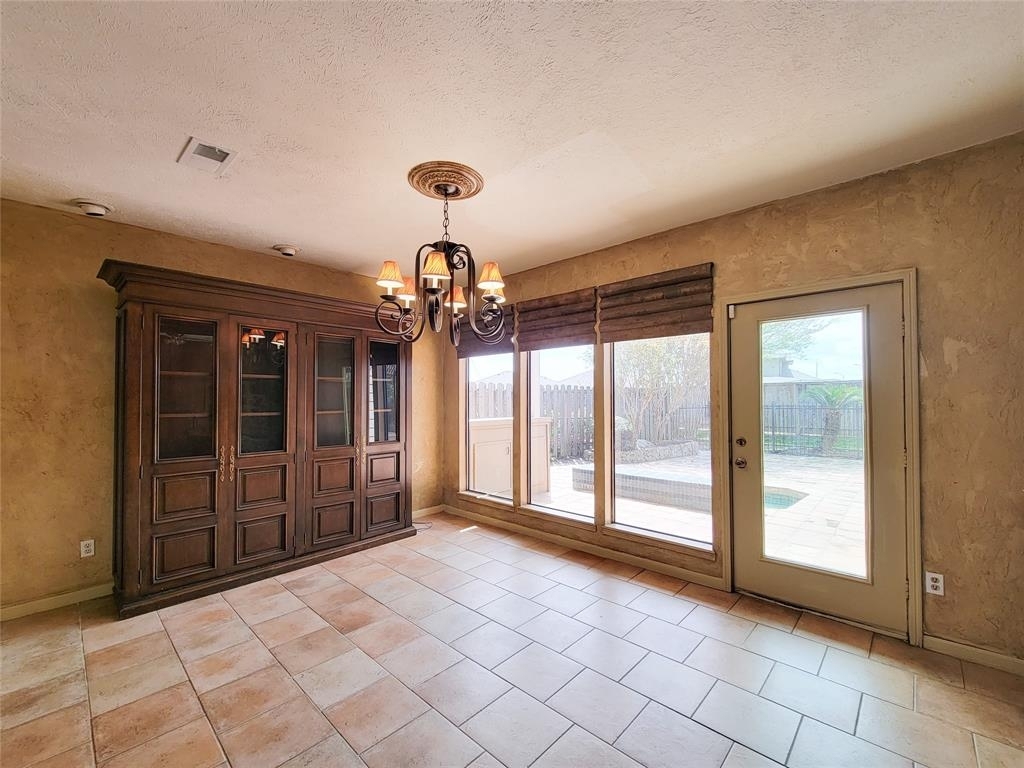 4717 Country Club View - Photo 13