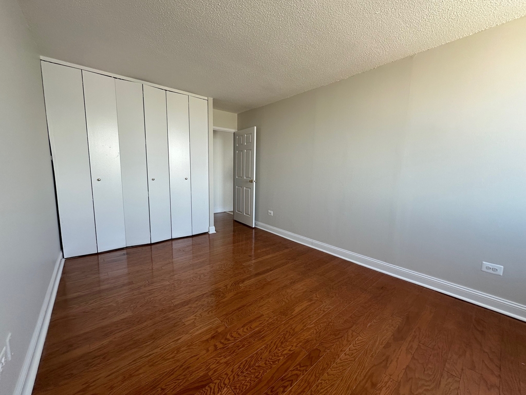 3333 Broadway - Photo 1