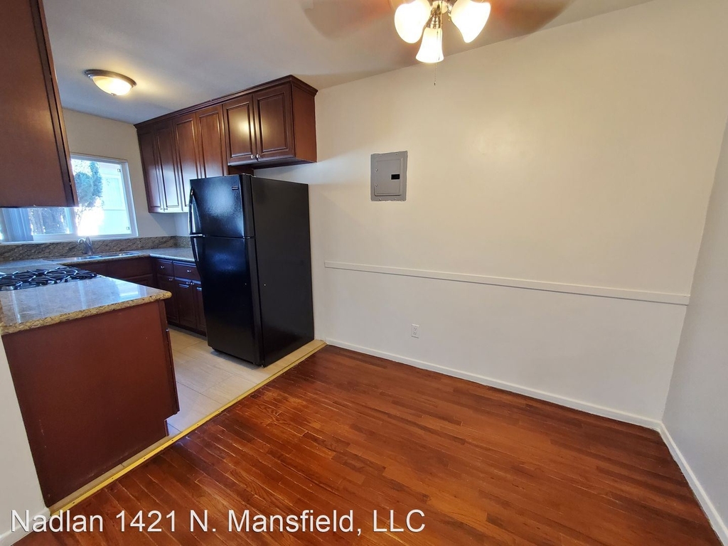 1421 N. Mansfield Ave. - Photo 3