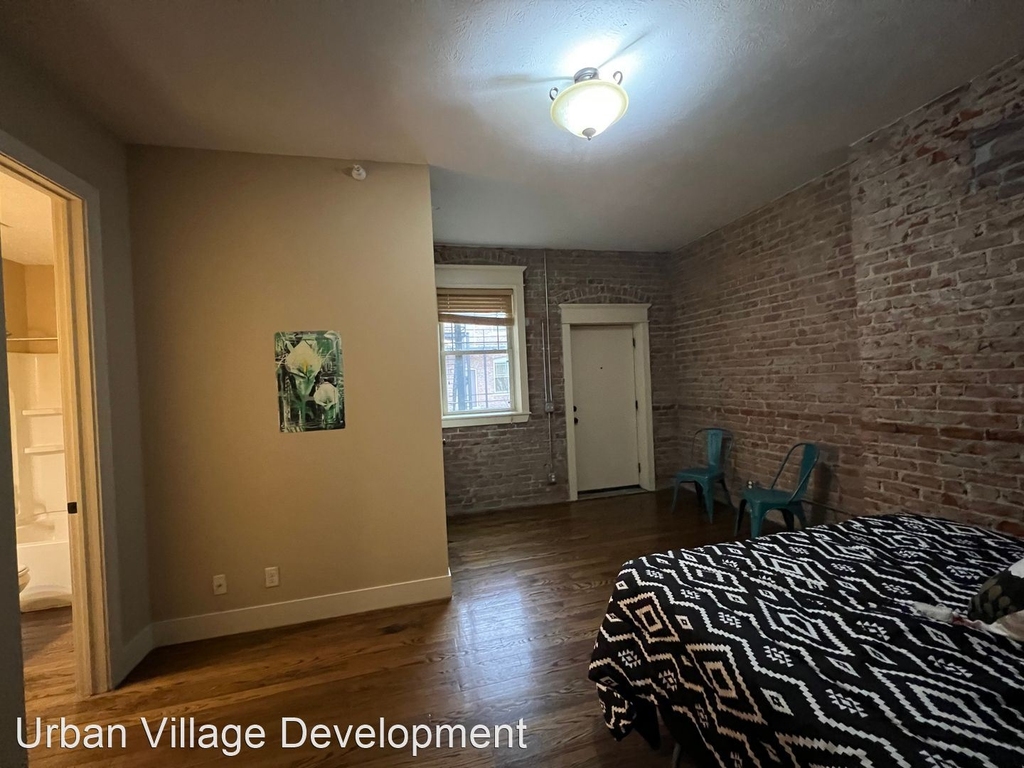 804 Park Avenue - Photo 1