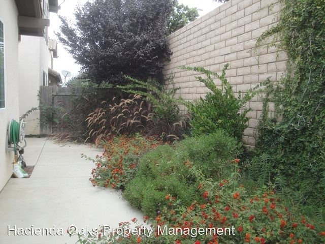 102 Marbella Way - Photo 10