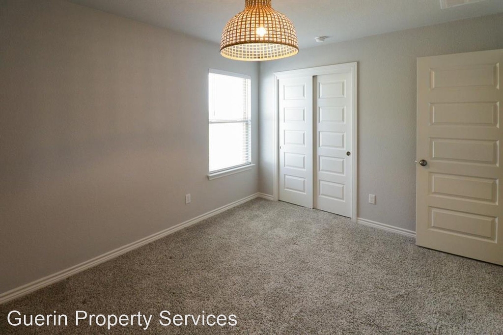 704 Hays Hill Drive - Photo 20