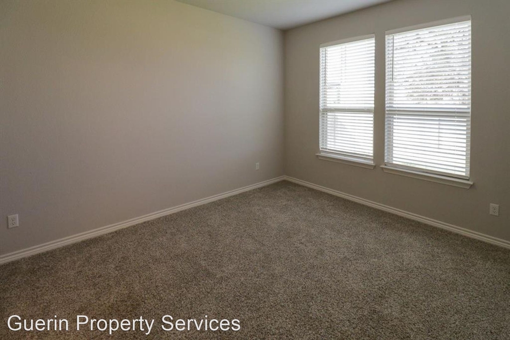 704 Hays Hill Drive - Photo 24