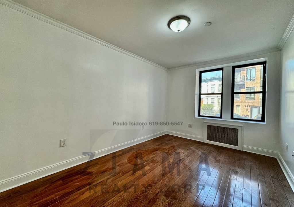 288 Maple Street - Photo 4