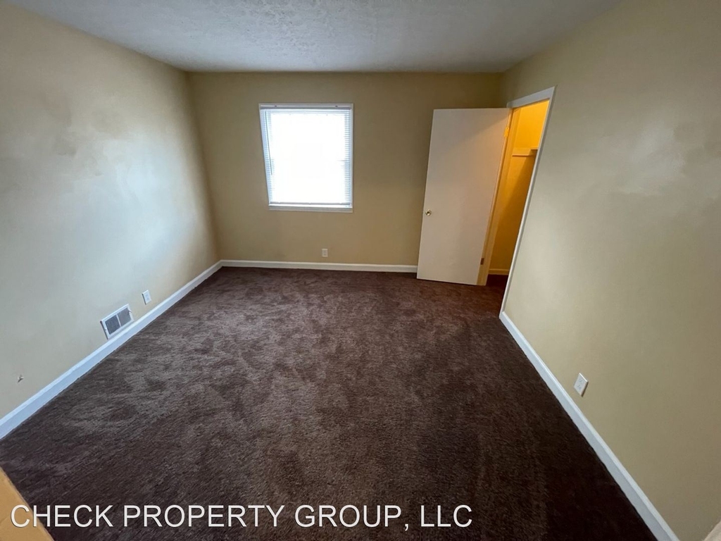 1504-1506 Bailey Avenue Duplex - Photo 13