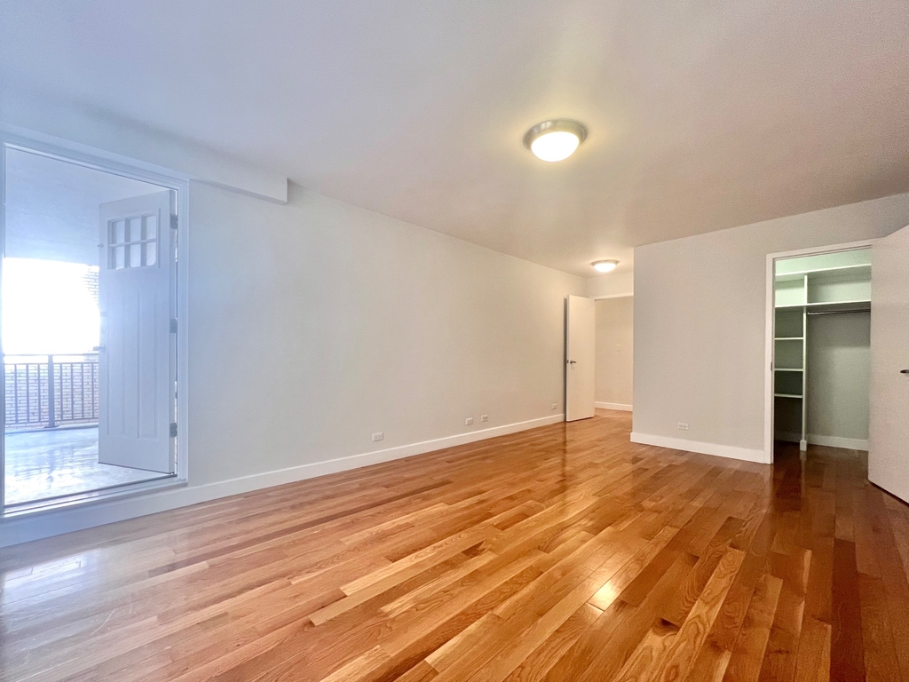 211 West 89th Street - Photo 17