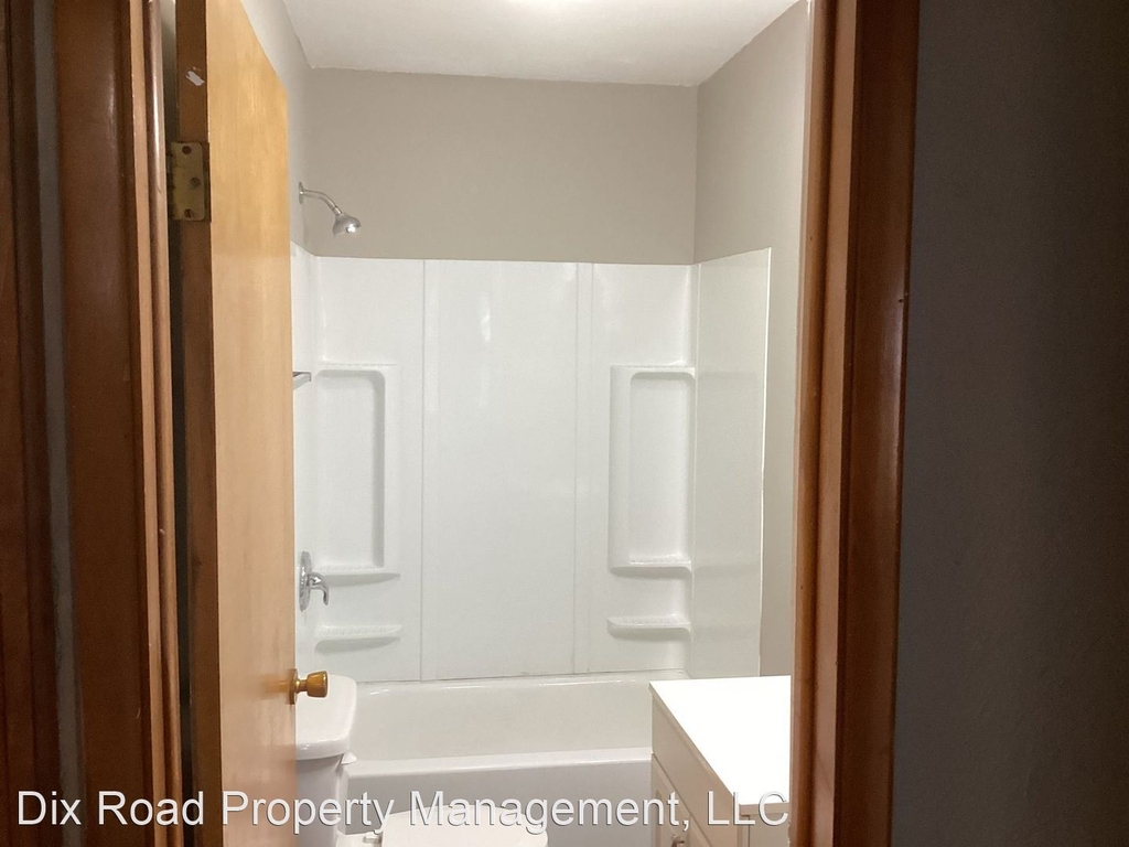 512 South Street, - Photo 14