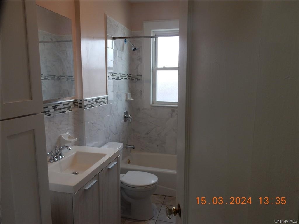 127 Vernon Avenue - Photo 13