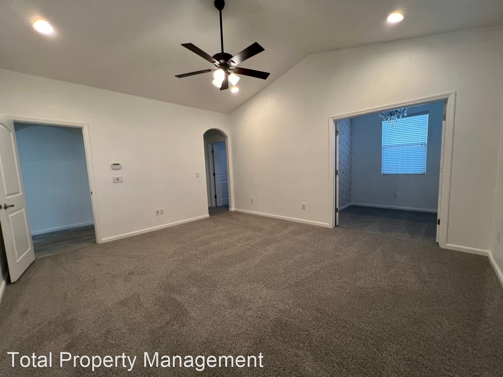 2724 Tecopa Ave. - Photo 21