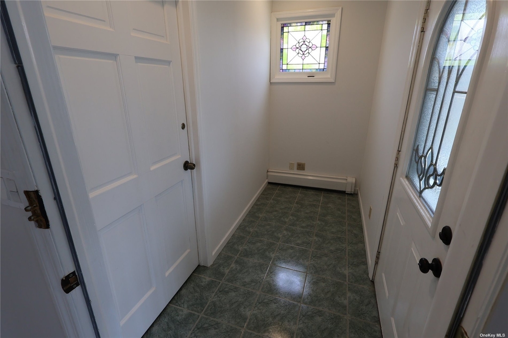 37 Grace Avenue - Photo 1