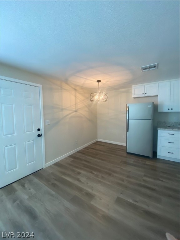 2081 S Dandelion Street - Photo 2