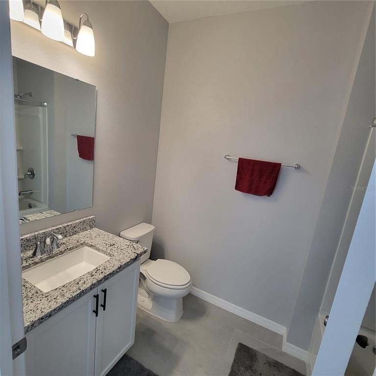 875 Overpool Avenue - Photo 3