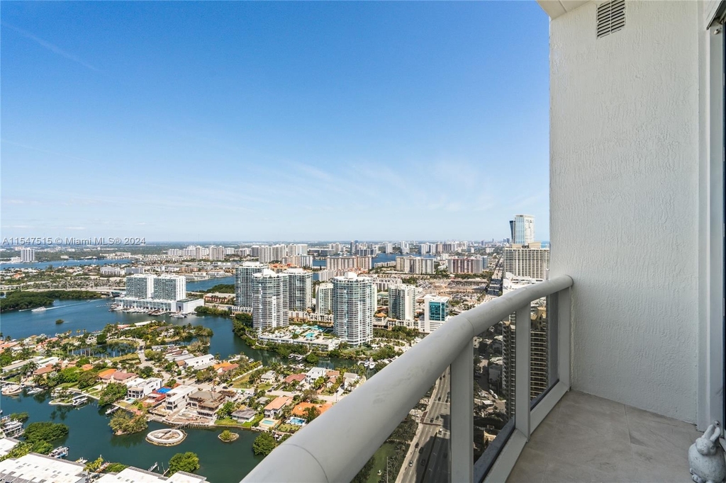 16001 Collins Ave - Photo 50